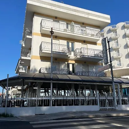 Desiree Ξενοδοχείο Alba Adriatica