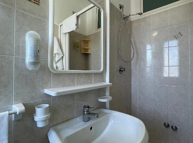 Desiree 2* Альба-Адриатика